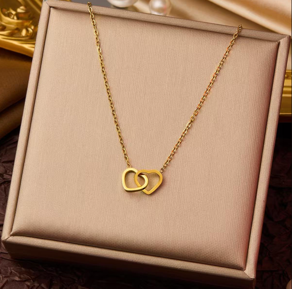 18K Gold Heart Letter Necklace for Women