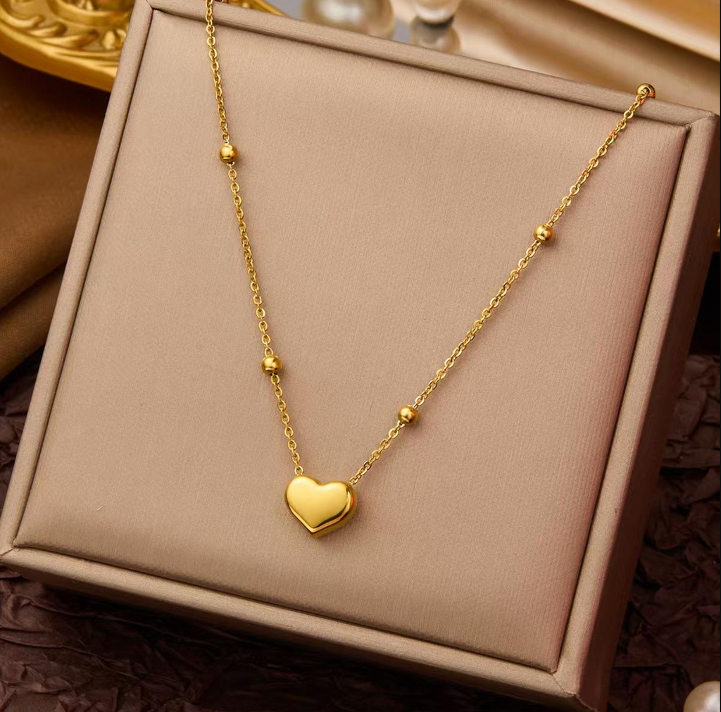 18K Gold Heart Letter Necklace for Women