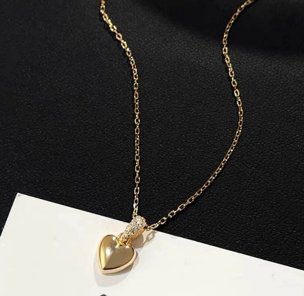 Women's Gold Curved Heart Pendant Necklace